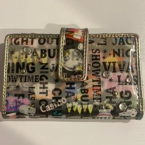 New trifold Vegas themed pattern shifting Relic wallet